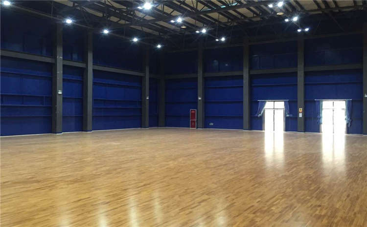指接板體育館實木地板怎么維修？